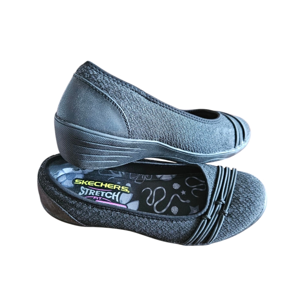 Skechers Size 6 women's‎ charcoal mesh kiss slip-on shoes